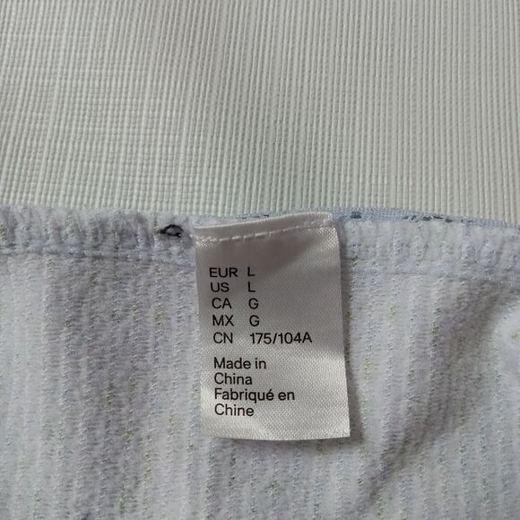 H&M Blue and Green Lace Trim Floral Print Cropped Ribbed Camisole Women's Large - Picture 3 of 12